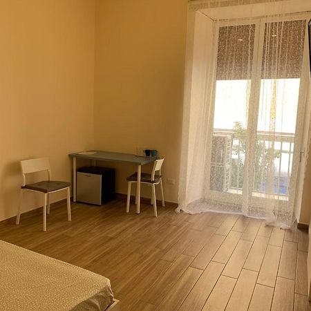 Clelia'S Room Napoli Ngoại thất bức ảnh
